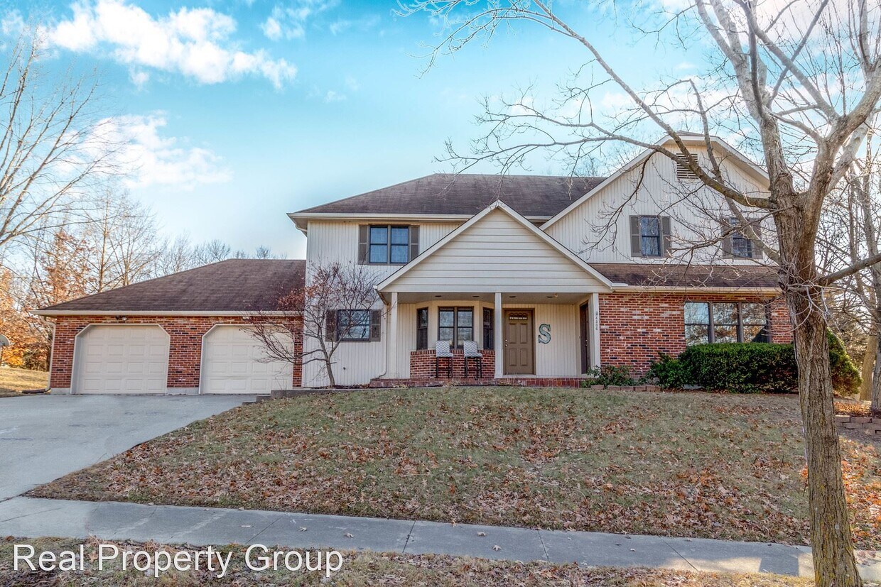 4 br, 2.5 bath House 4304 Mount Carmel Road House Rental in