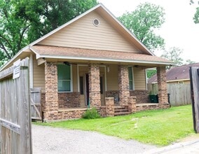 Building Photo - 8309 Williamsdell St