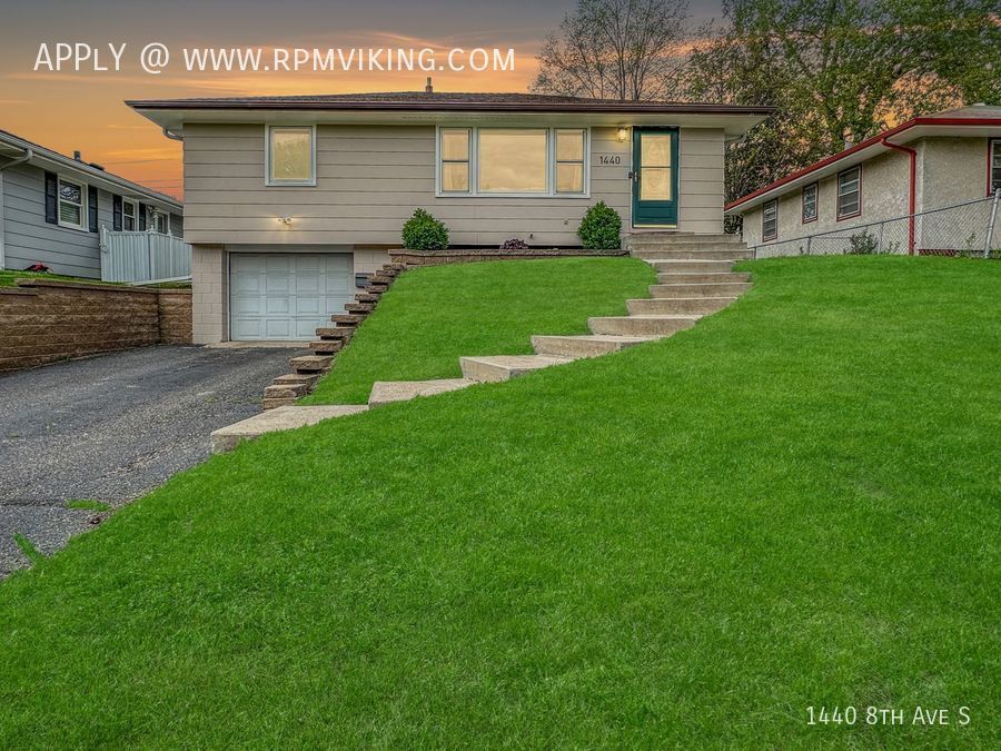 Primary Photo - 3br 1ba 2cg ~ Security Deposit Free Altern...