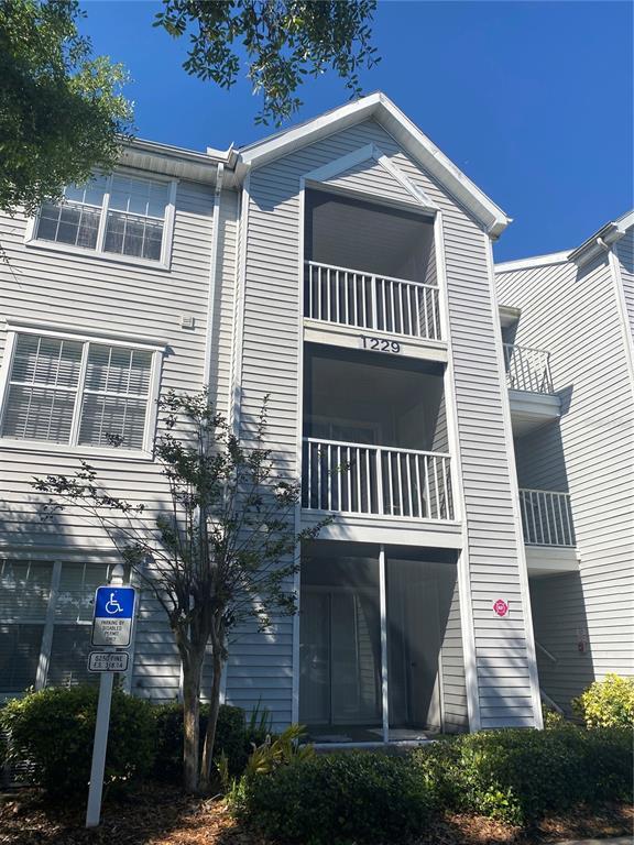 Foto del edificio - 1229 Bermuda Lakes Ln