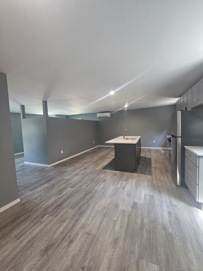Building Photo - 80-82-82 Pearl Harbor Cir