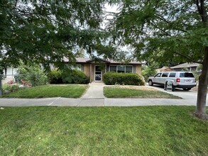 Building Photo - 909 Browning Ave