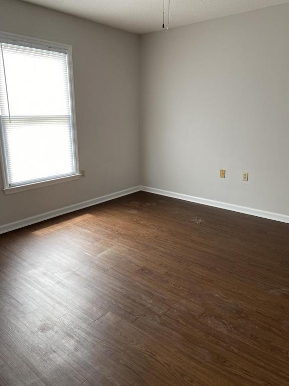 Building Photo - 140 Lanier Dr