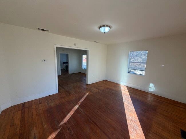 Building Photo - 2702 36th St