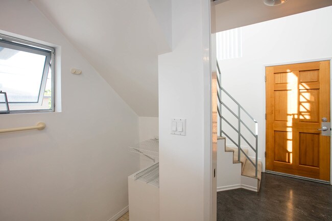 Foto principal - 3016 Ruskin St