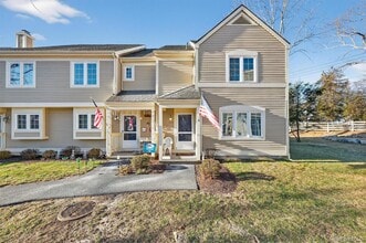 Building Photo - 1306 Nutmeg Dr