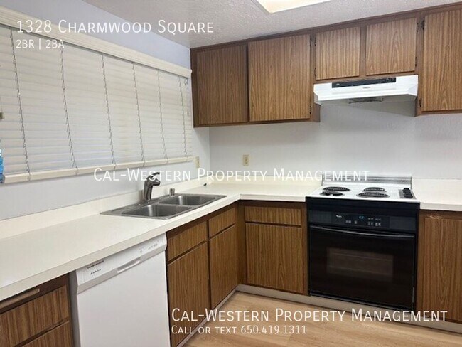 Building Photo - 1328 Charmwood Square