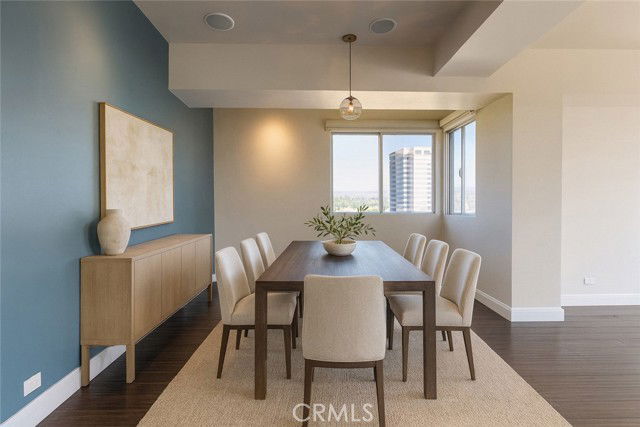 Foto del edificio - 10501 Wilshire Blvd