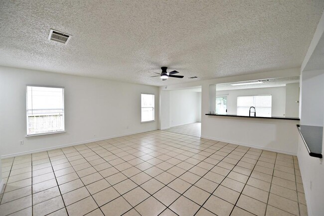 Building Photo - 1207 Birdie Cove