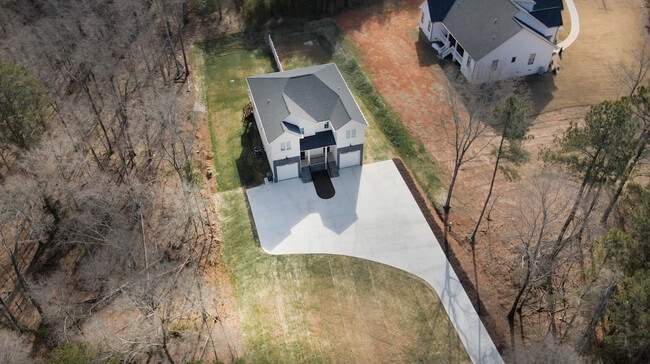 Building Photo - 555 Dallas Rd