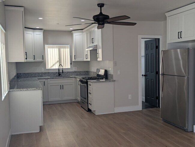 Building Photo - 1417-1419 Milton Ave.