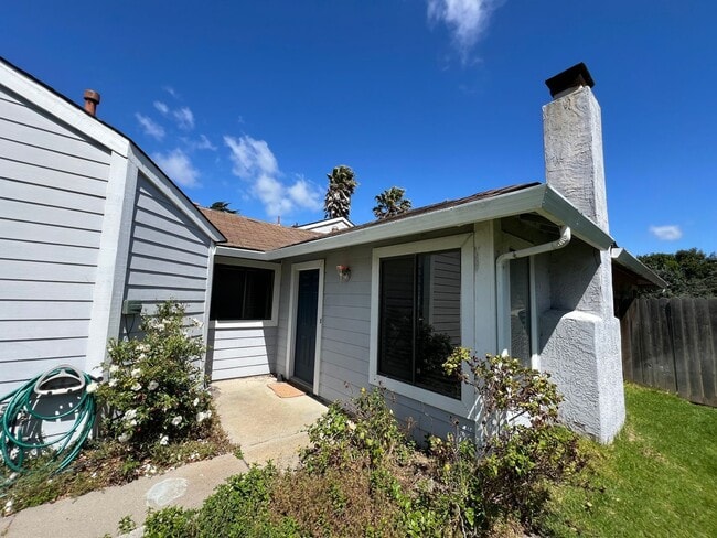 Building Photo - 406 Coronado Dr