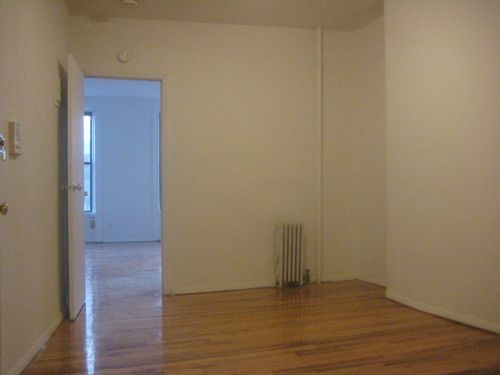 Building Photo - 436 W 46th St