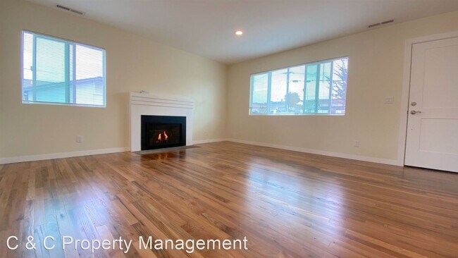 Building Photo - 2 br, 2 bath House - 1779 Highland St
