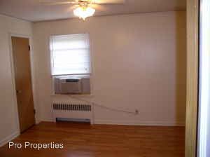Building Photo - 4702 Cass St