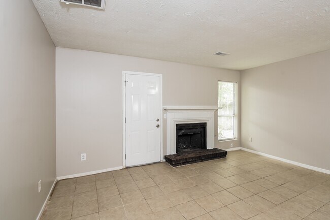 Building Photo - 4680 Longman Way