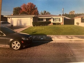 Building Photo - 6005 Camp St