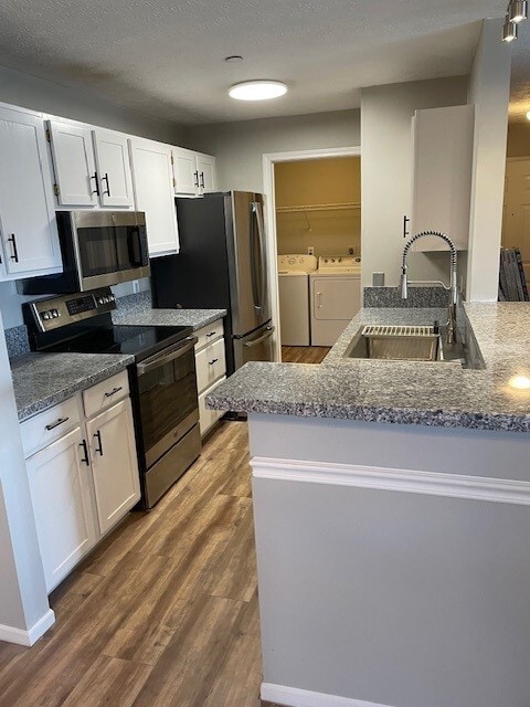 New kitchen updates_2 - 460 Lakeview Dr