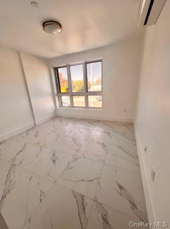 Foto del edificio - 6113 Utopia Pkwy