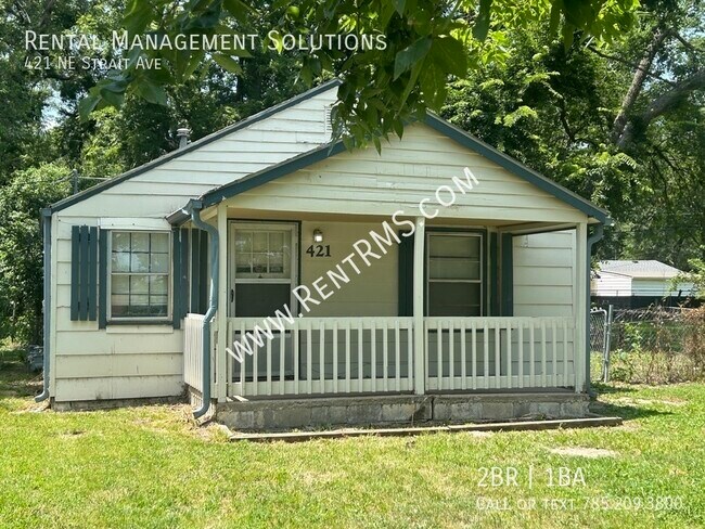 Foto del edificio - 421 NE Strait Ave