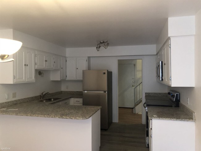 Foto del edificio - 4 br, 2.5 bath  - 1971 Orleans St