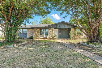 Building Photo - 3601 Blue Ridge Ln