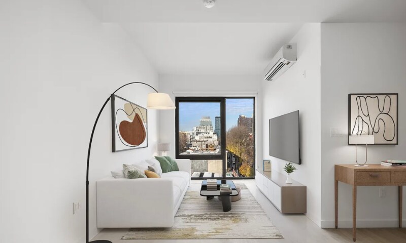 Foto principal - 527 Grand Ave