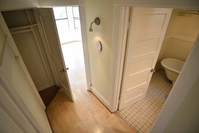 Foto del edificio - 1615 2nd Ave