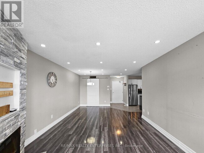 Photo du bâtiment - 120 Bell Farm Rd