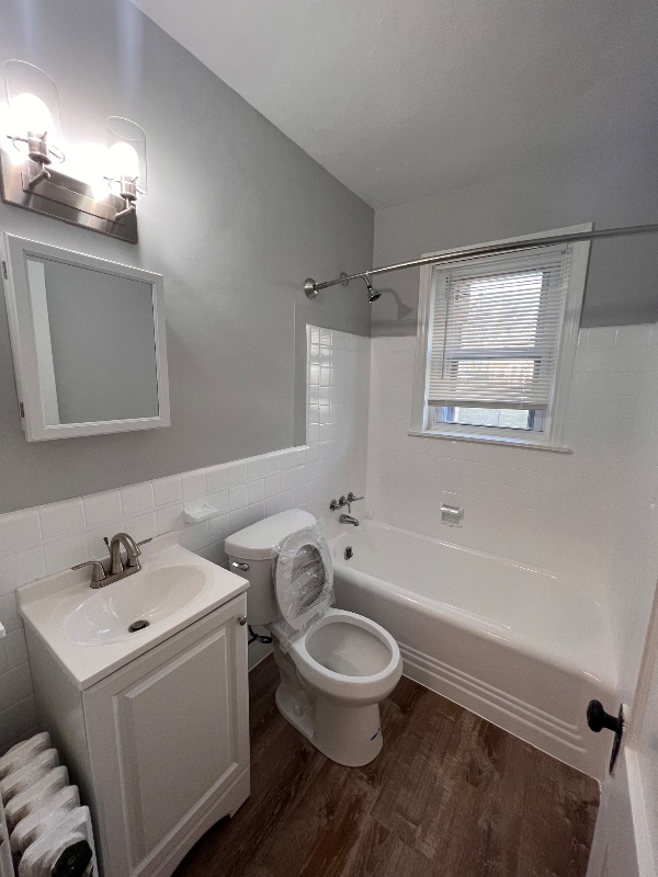 Building Photo - 8207 Schrider St