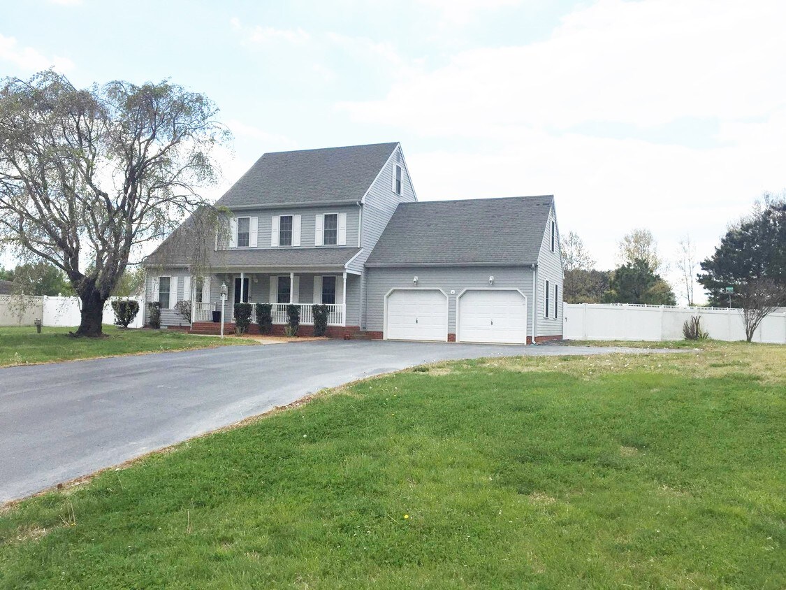 Primary Photo - 6300 Dunhaven Ct