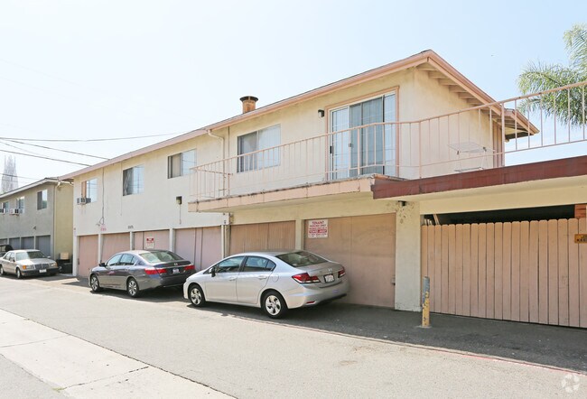 Building Photo - 13171 Balboa Ave