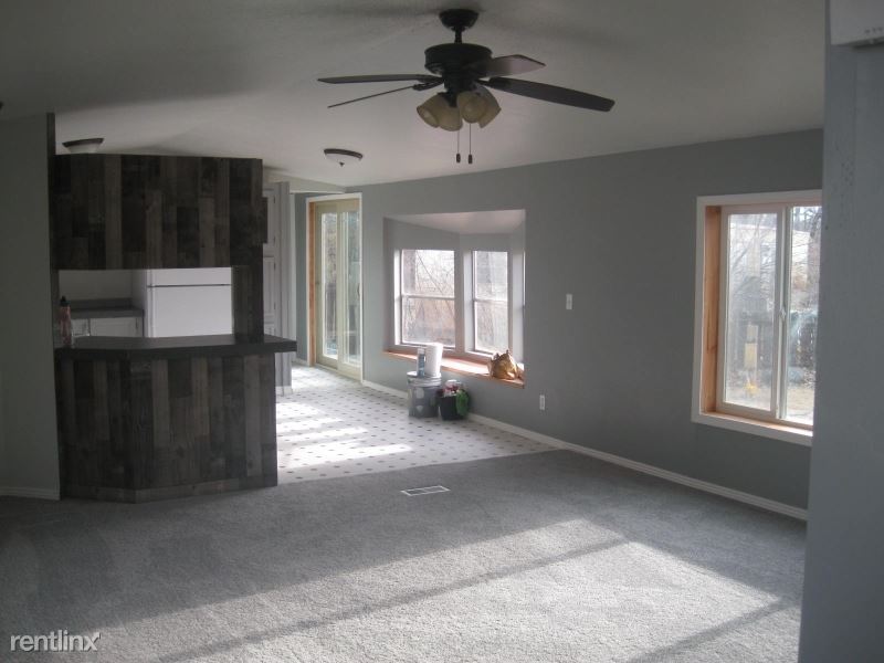 Primary Photo - 3308 Lower River Rd