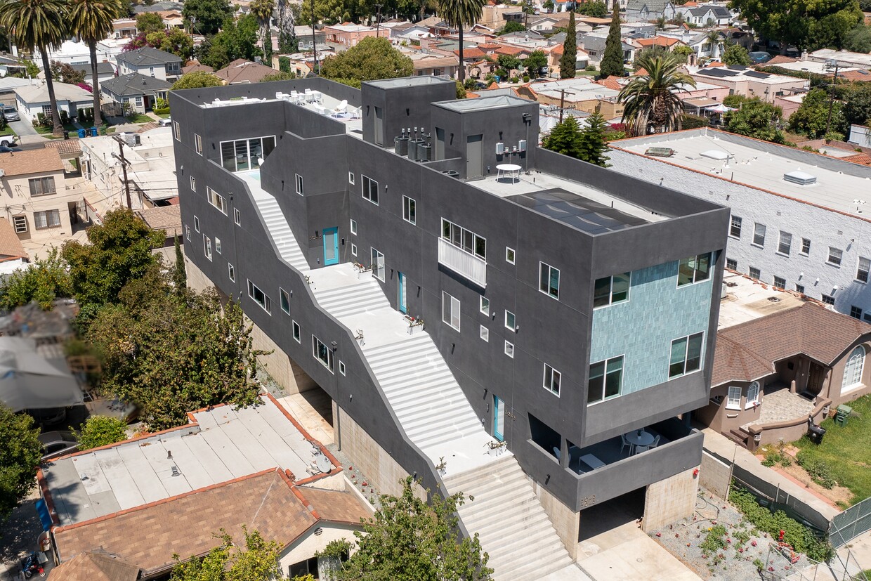 3045 W Boulevard2A-2A - 3045 W Boulevard2A-2A