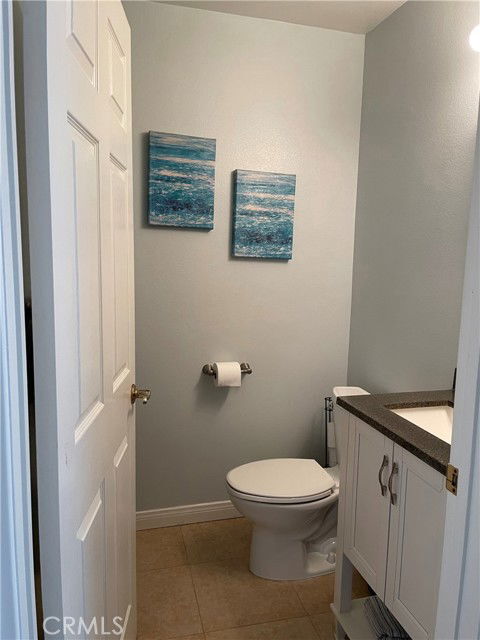 Foto del edificio - 10000 Reseda Blvd