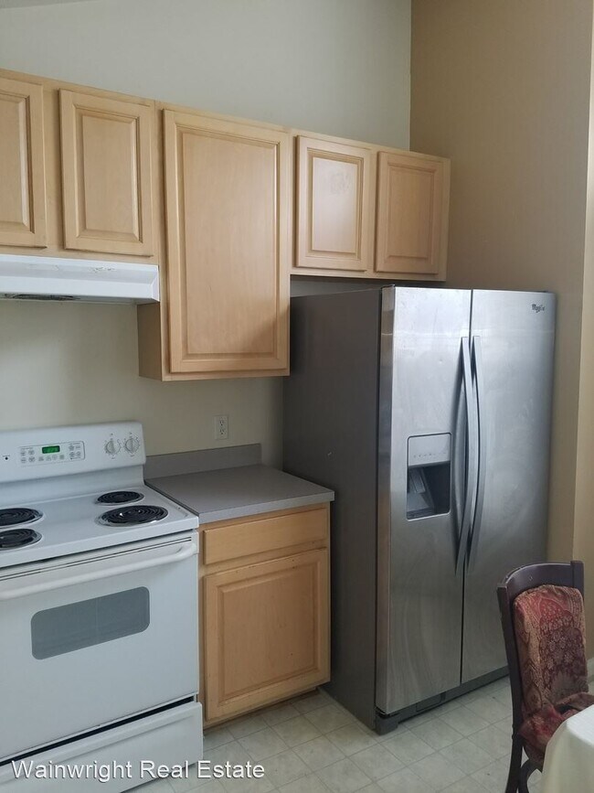 Building Photo - 3 br, 2.5 bath House - 874 Hunley Drive