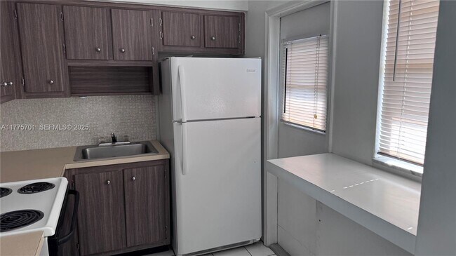 Foto del edificio - 20201 NE 29th Ct