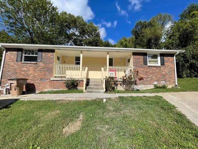 Coming Soon! Remodeled and ready to be you... - Coming Soon! Remodeled and ready to be you... House