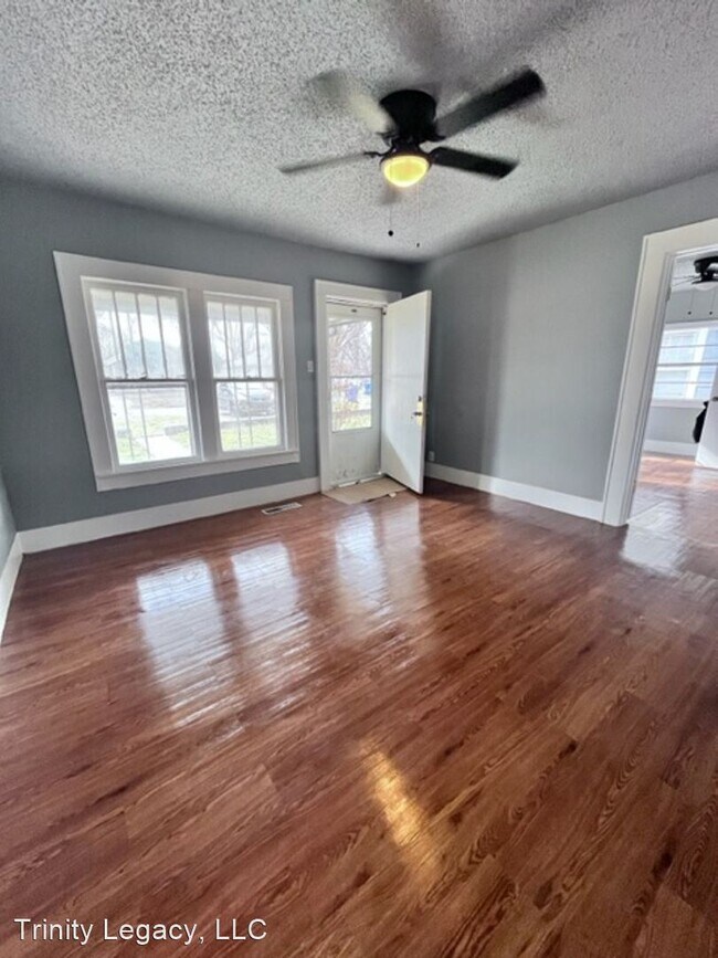 Building Photo - 3 br, 2 bath House - 1210 W Idaho Ave
