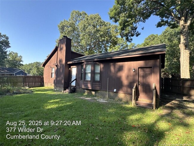 Foto del edificio - 377 Wilder Dr