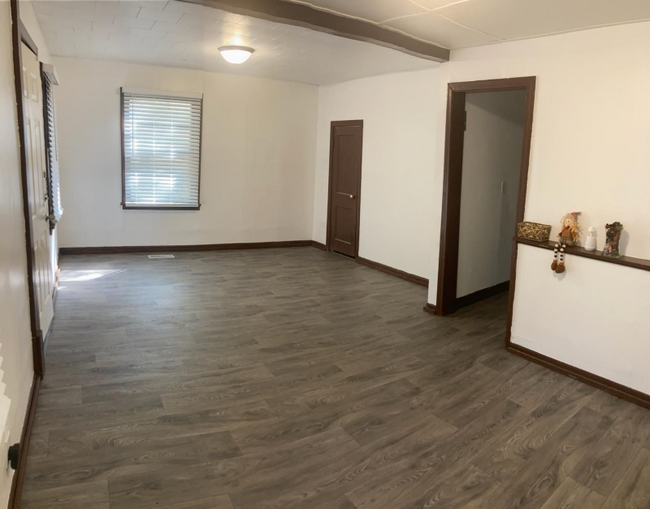 Foto del edificio - 1704 N Jefferson St