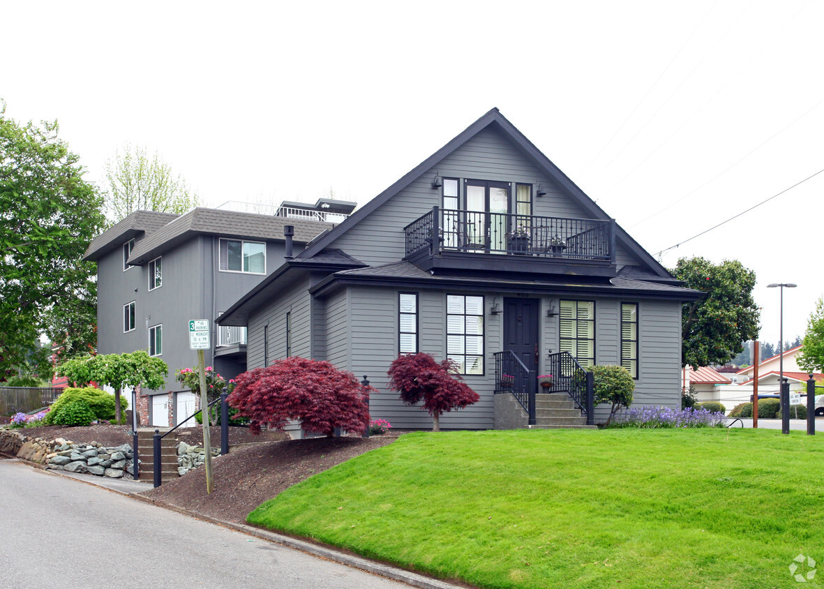 Primary Photo - 505 Edmonds St