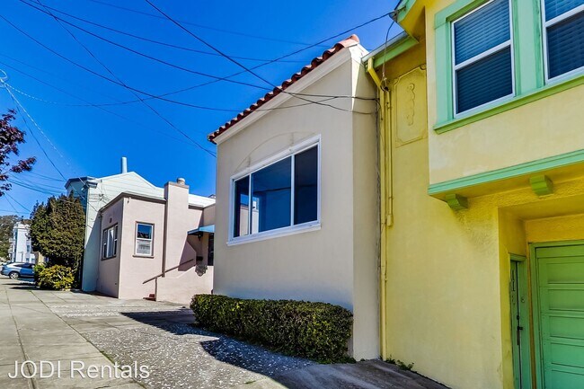 Foto del edificio - 3 br, 1.5 bath House - 524 39th Ave