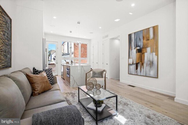 Foto del edificio - 808 13th St NE