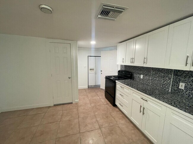 Foto del edificio - 634 E 30th St