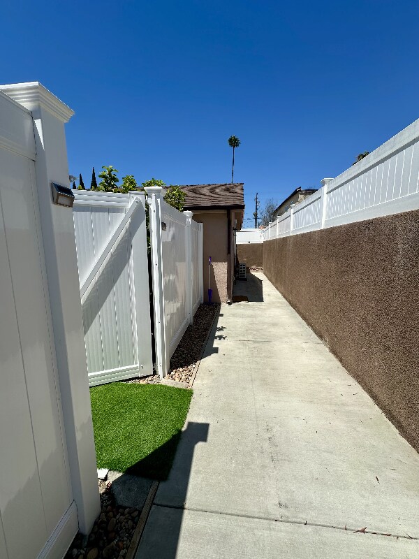 Building Photo - 13821 Enadia Way