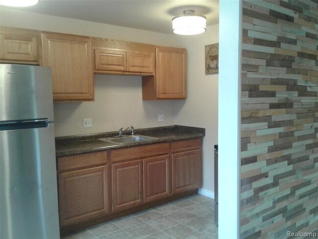 Foto del edificio - 5180 23 Mile Rd