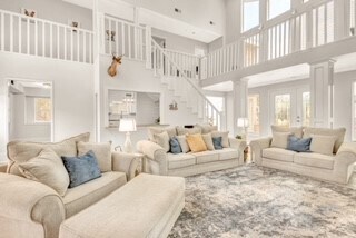 Foto del edificio - 5421 Blue Haven Dr