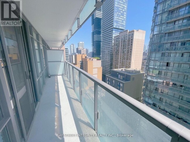 Building Photo - 37 Grosvenor St