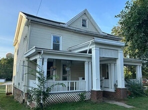 Building Photo - 601-603-603 Cleveland Ave